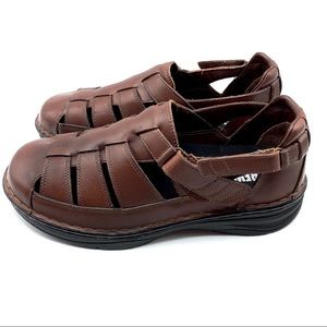 Men's Boardwalk Medium/Wide Fisherman Sandal | Brown sandals, Leather shoes brand, Black leather 